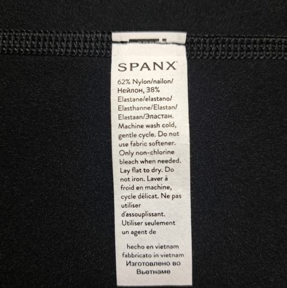 SPANX Women's Every Wear Bike Shorts With Small Pocket Very Black Size Medium - Picture 11 of 16